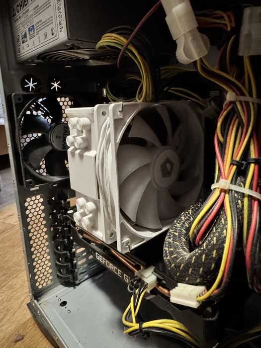 Продам ПК (Ryzen 5 5500 / GTX 1660 Super / 16GB)