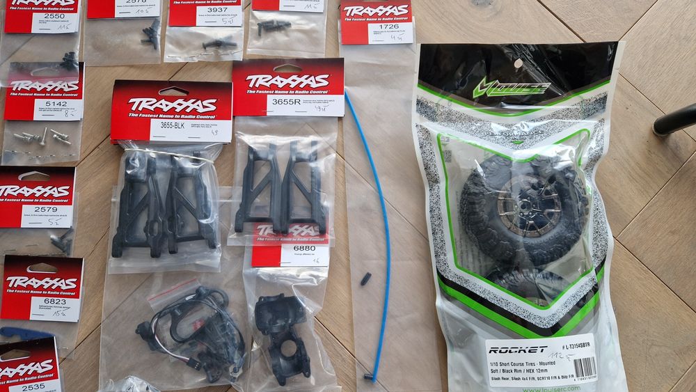 Części do Ford Raptor R Traxxas