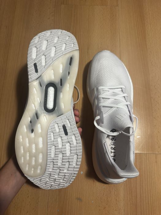Adidas UltraBoost 5