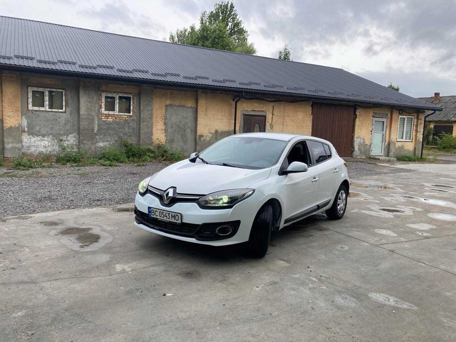 Гарне економне авто