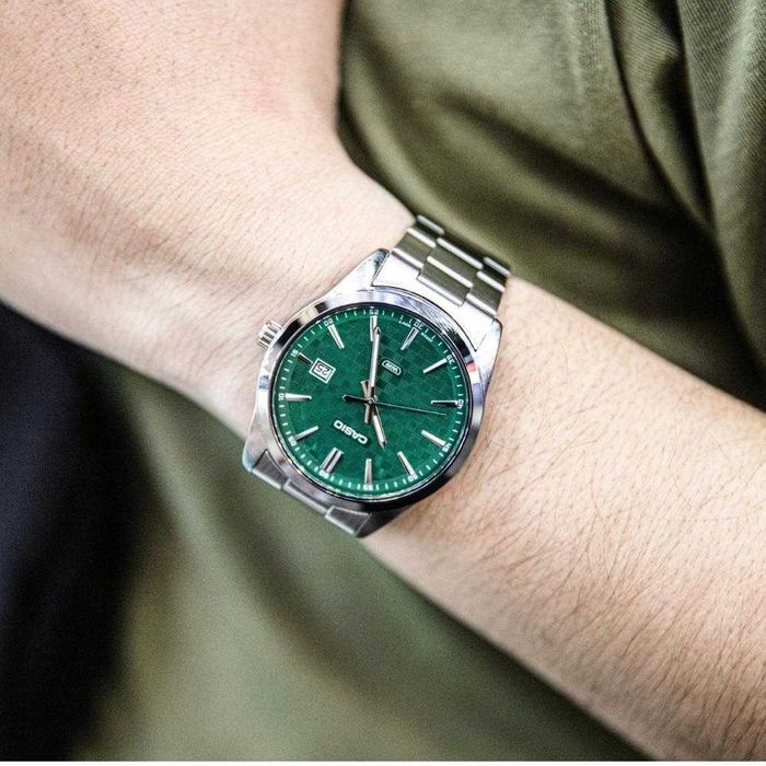 Трендовий годинник Casio MTP-VD03D-3A1 Зелений циферблат Касіо оригінал