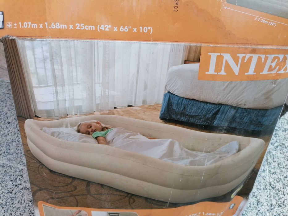 Cama de viagem / campismo insuflável criança