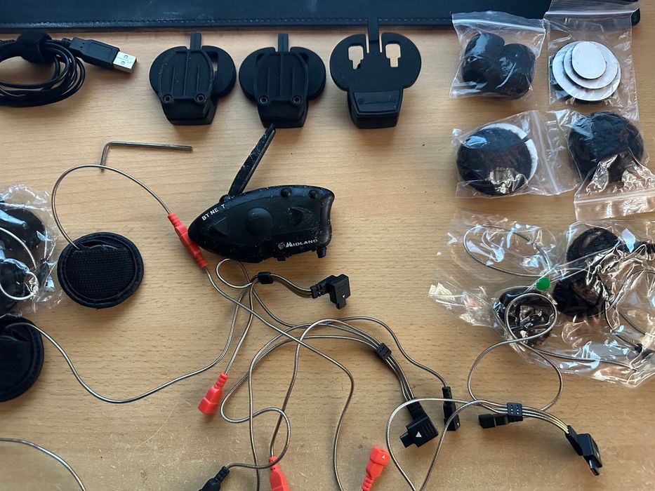 Intercom Capacete Bluetooth Midland BT NEXT Conference com Extras