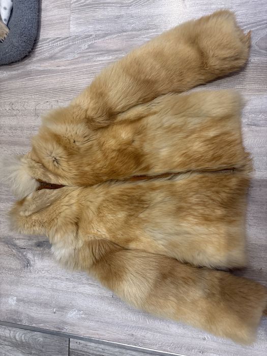 Krótkie futro z lisa