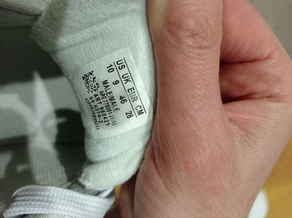 Продам взуття 46 розмір