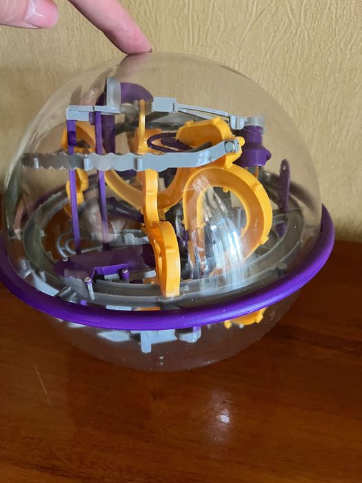 Лабіринт-головоломка Perplexus Epic від Spin Master.