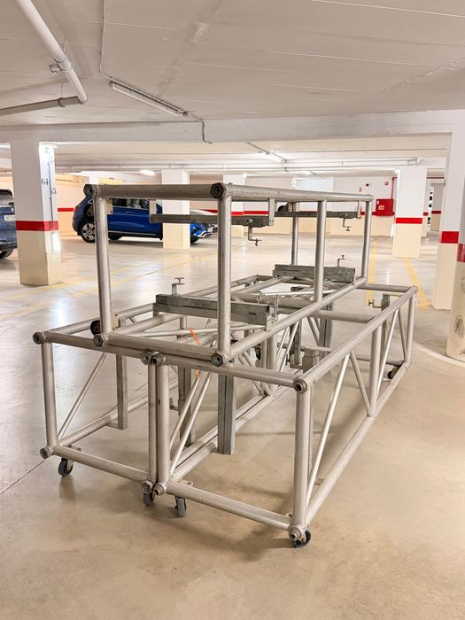 Estrutura de Alumínio para Palco/Eventos com Rodas – 2,40 m x 0,60 m (3 unidades)