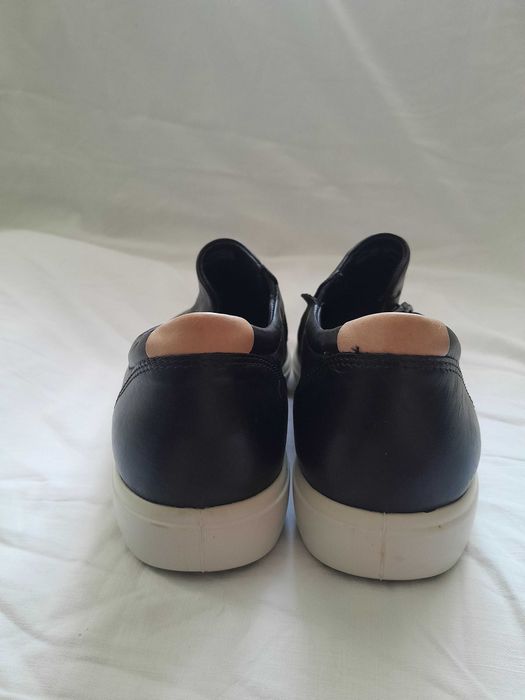 Sprzedam buty damskie ECCO Soft 7