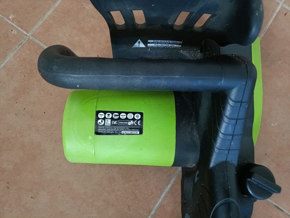 Serra Eléctrica  Vito Agro 1800w