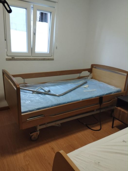 Cama articulada elétrica