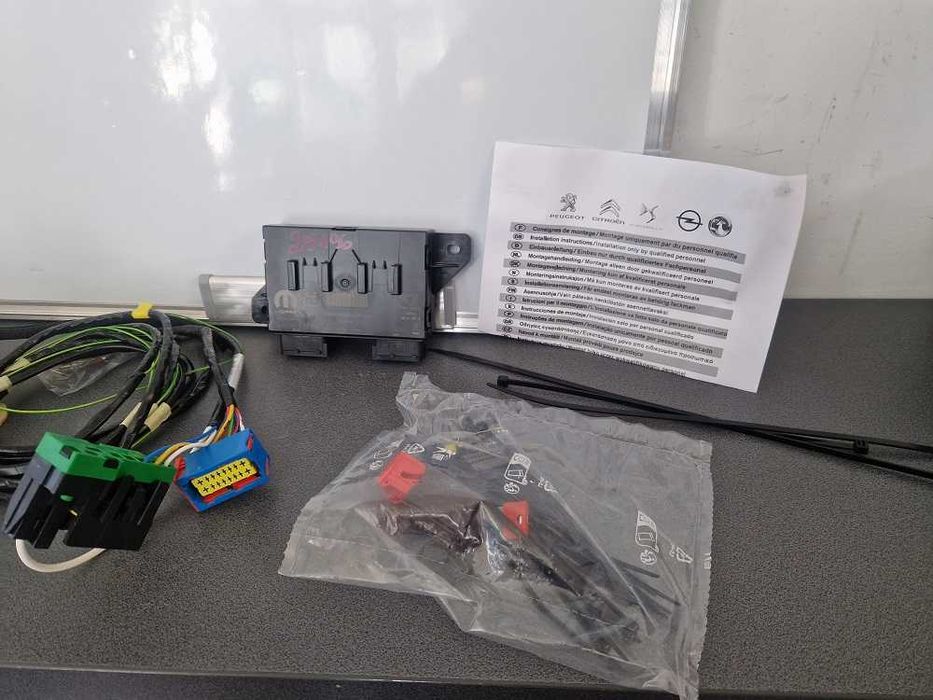 Peugeot 208 II Instalacja Haka Holowniczego