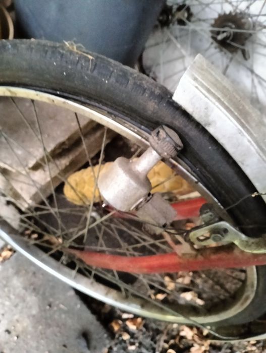 Lampki rowerowe z PRL-u