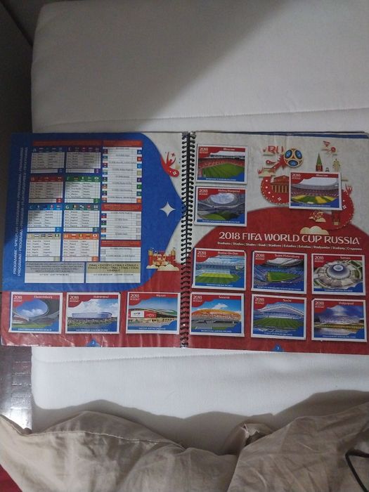 Álbum da copa do Mundo de 2018 completo.