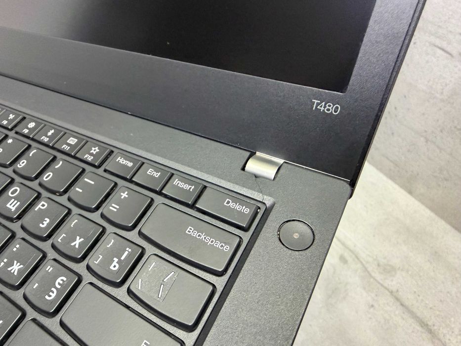 Стильний ноутбук Lenovo T480/i5-8250u/8 ddr4/14” FullHD ips/250gb ssd
