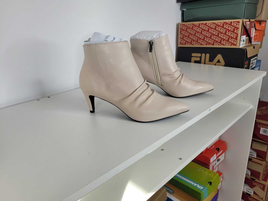 szpilki botki anna field 40