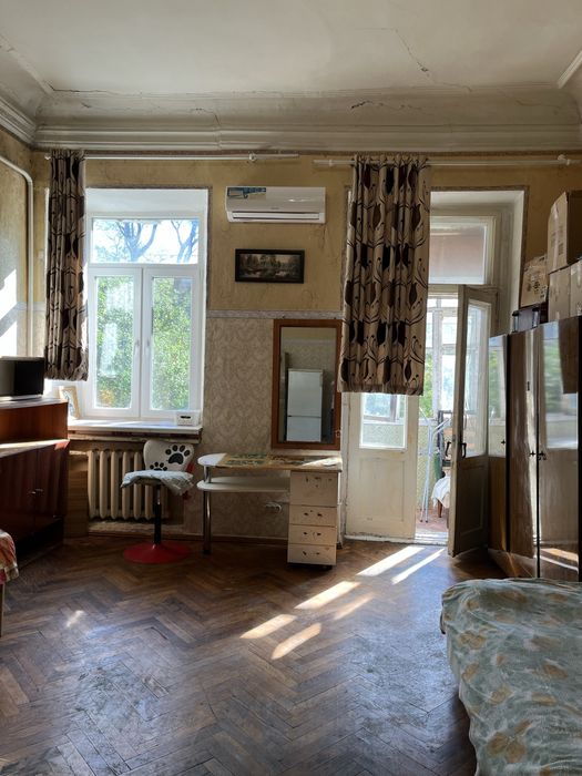 Сдам свою комнату в коммуне в центре города