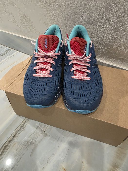 Бігові кросівки ASICS gel cumulus 20