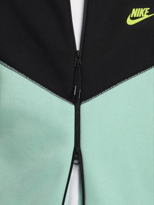 чоловіча Sportswear Tech Fleece Windrunner Black/Turquoise Nike