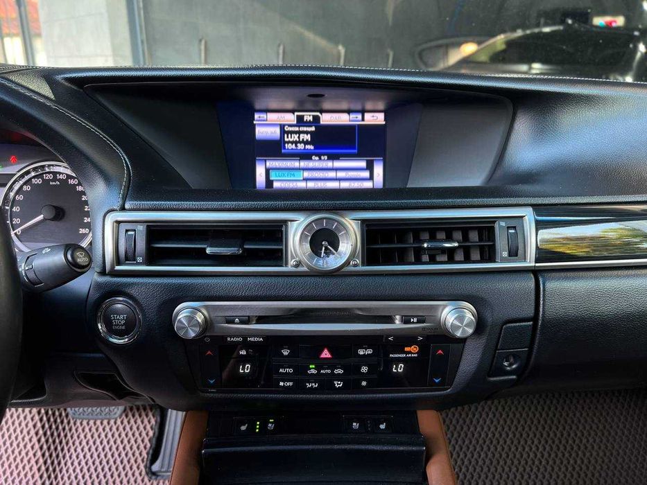 Lexus GS Офіціал 2013