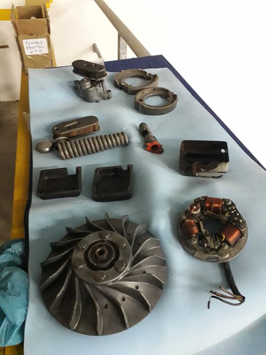 Peças originais vespa em bom estado