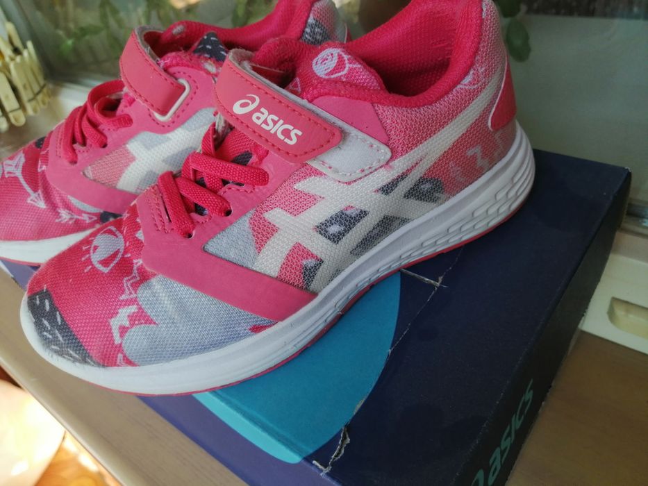 Кросівки Asics 28 розмір