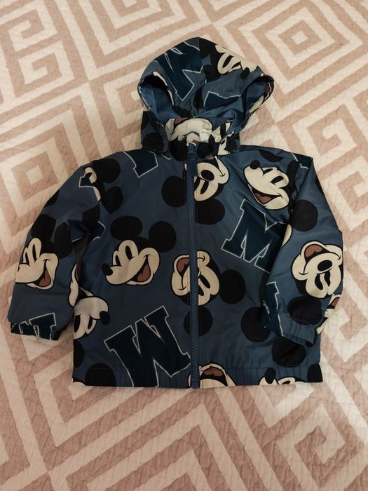 Вітровка легенька куртка спортивка