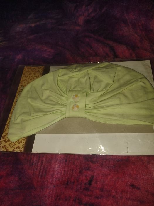 2 czapki Lidia atelier de creation