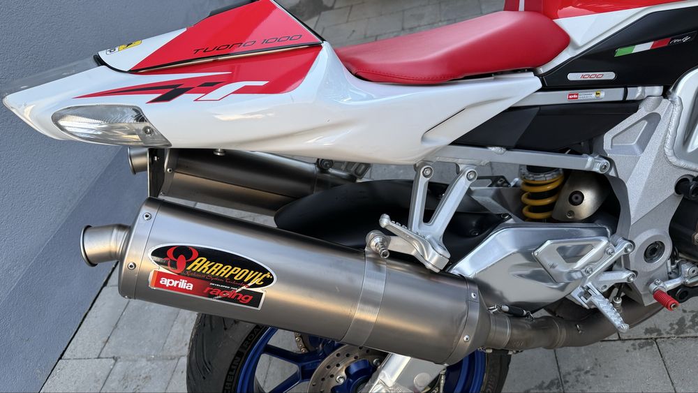 Aprilia Tuono 1000