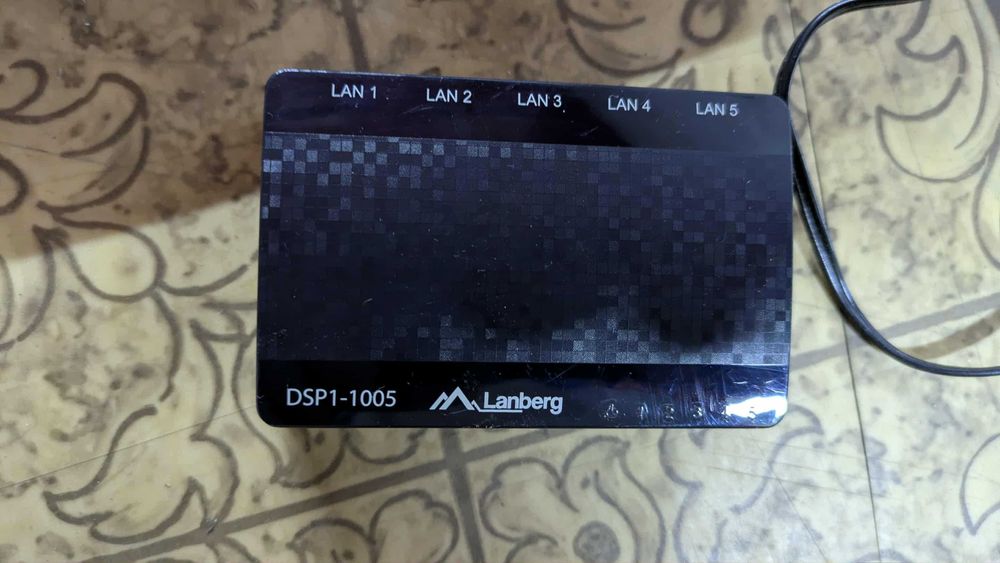 Switch Lanberg 5 portowy