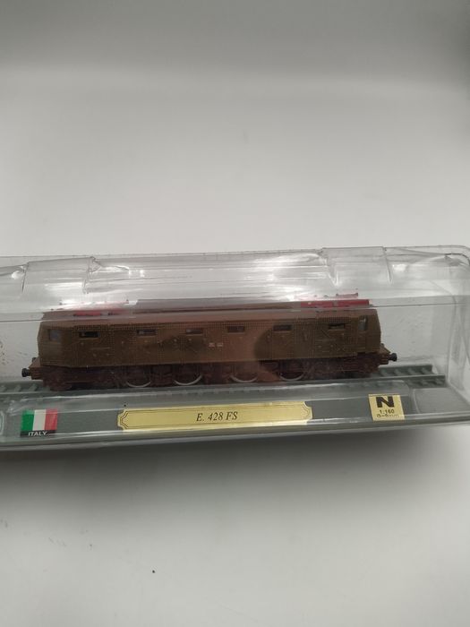 Lokomotywa E 428 FS del prado Skala N 1:160