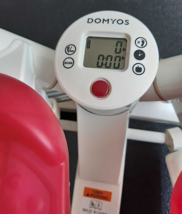 Steppe marca DOMYOS modelo MS500