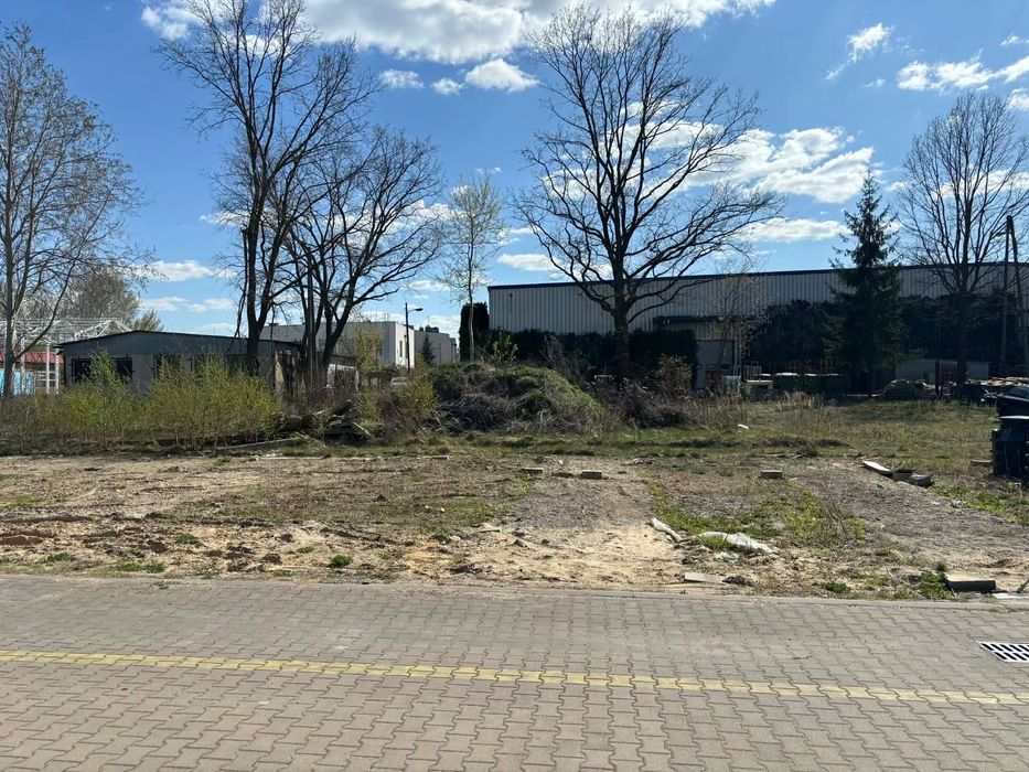 Wynajmę plac na rozmaitą dzialalność 1080mkw Armii Krajowej 2 Piaseczno