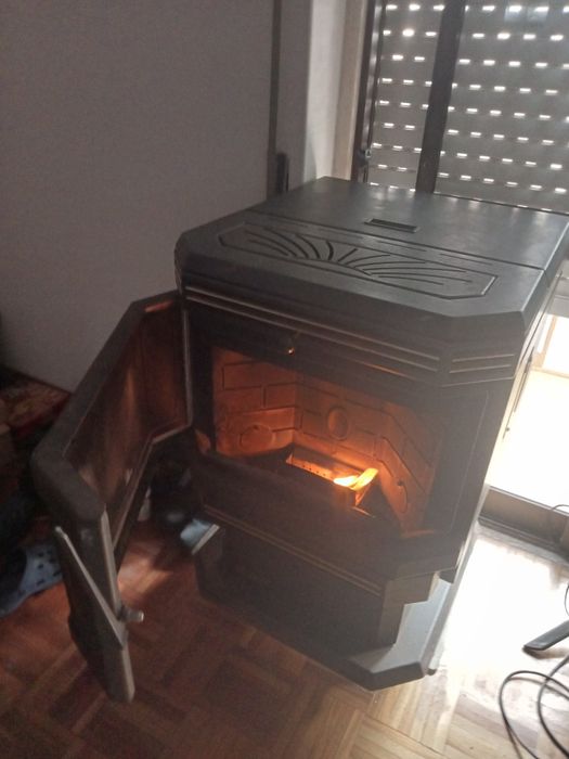 Salamandra combustível - palletes