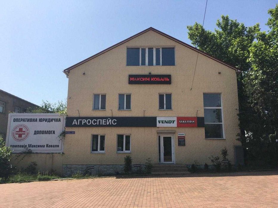 Аренда офиса 43 м2 на Троицкой в районе авторынка