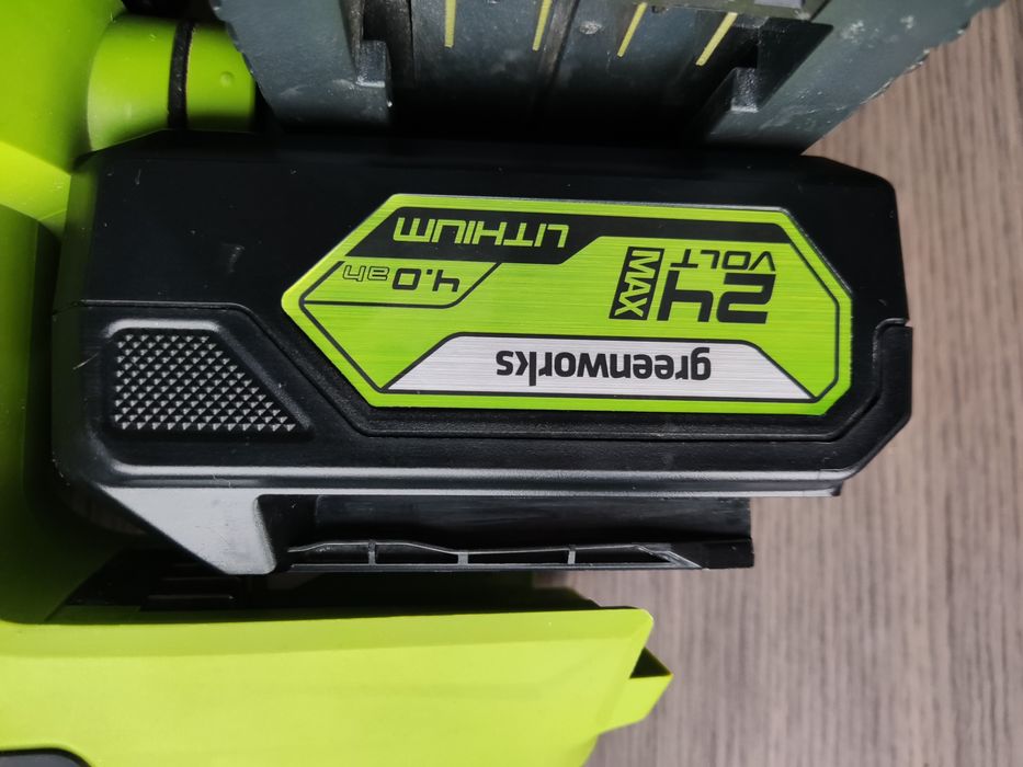 Шлифовальная машина аккумуляторная Greenworks G24ROS (с 1 АКБ и ЗУ)