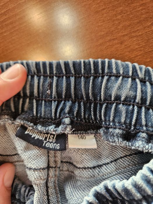 Spodnie, joggery jeans i moro