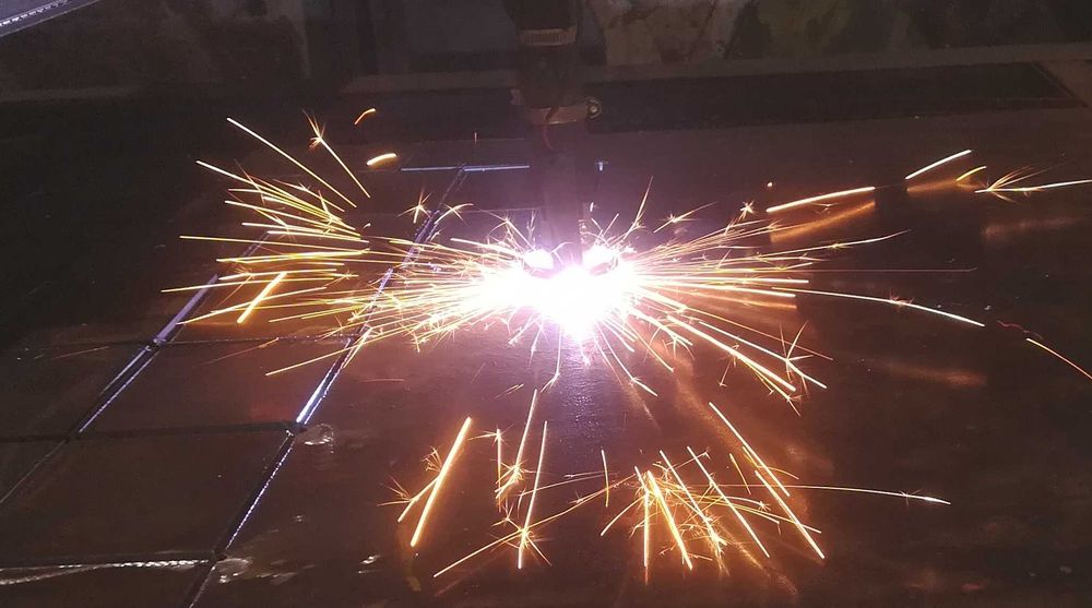 wypalanie cięcie blach plazma CNC
