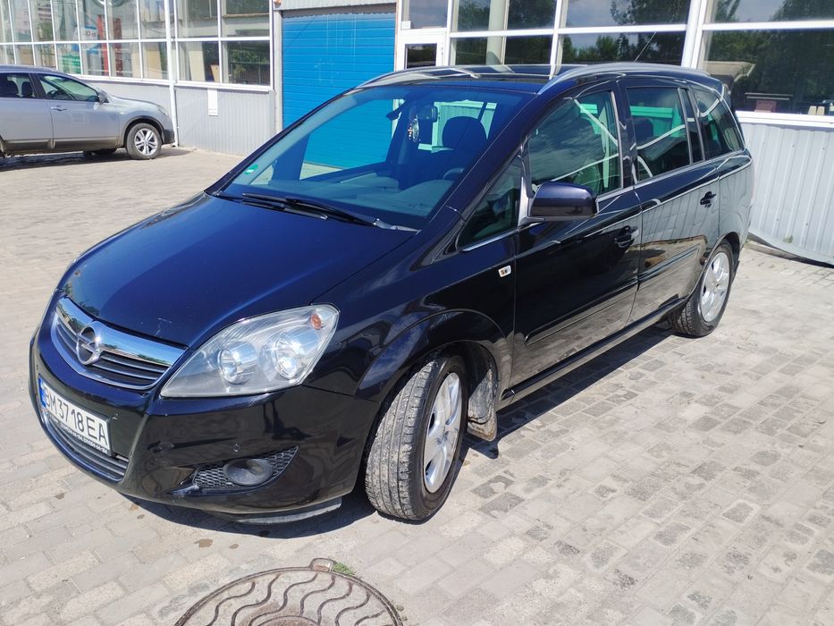 Opel Zafira 2011