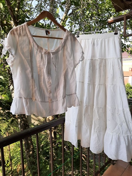 Красивый торжественный костюм для офиса юбка жакет, брюки, разные разм