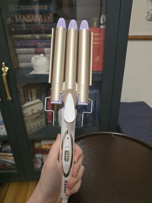 Плойка для волосся потрійний локон Kemei