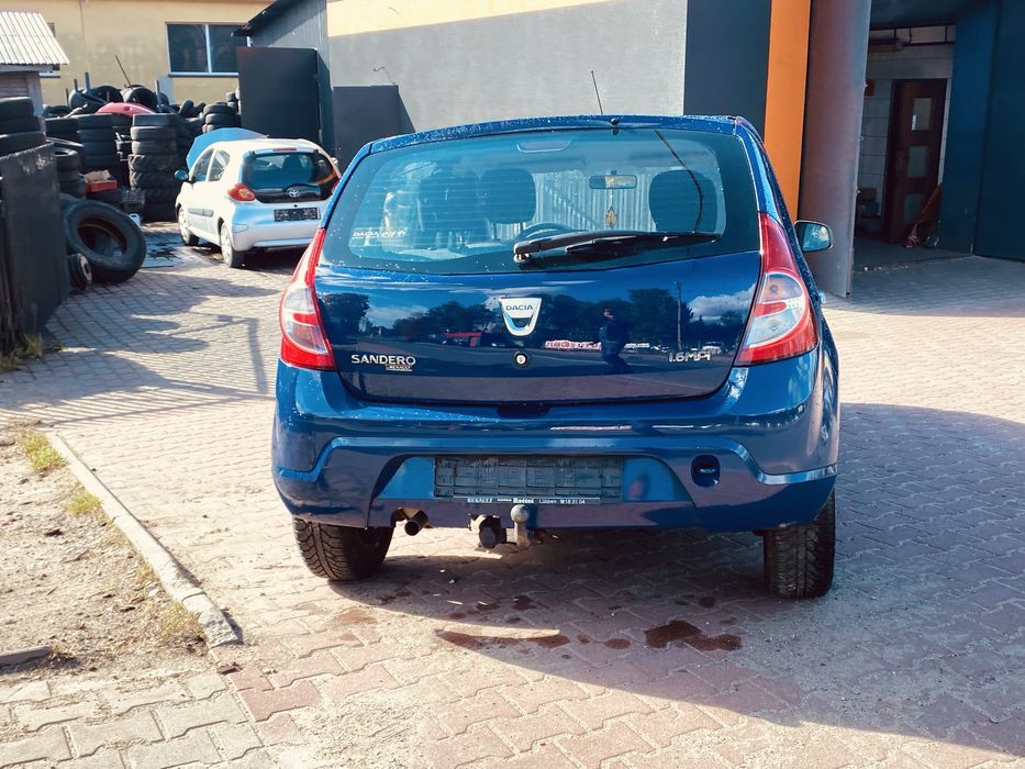 sprzedam dacie sandero rok 2009 1,6 8v klimatyzacja zadbany