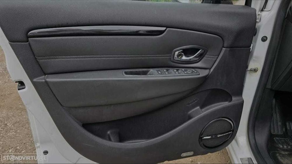 Renauld Grand-Scenic 1.6 Bose Edition