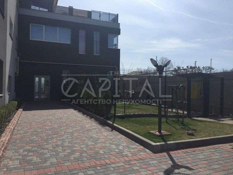 Продаж офісно-складського виробничого комплексу Стоянка Київська обл.