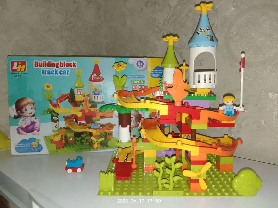 Конструктор з горками