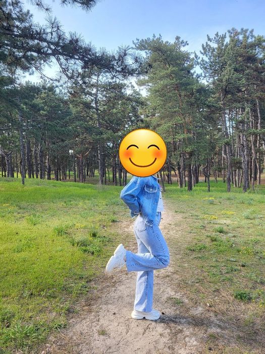 Жіночі джинси в стилі mom fit