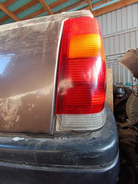 Стоп Опель Омега А Задние фары Стопы Opel Omega A Седан