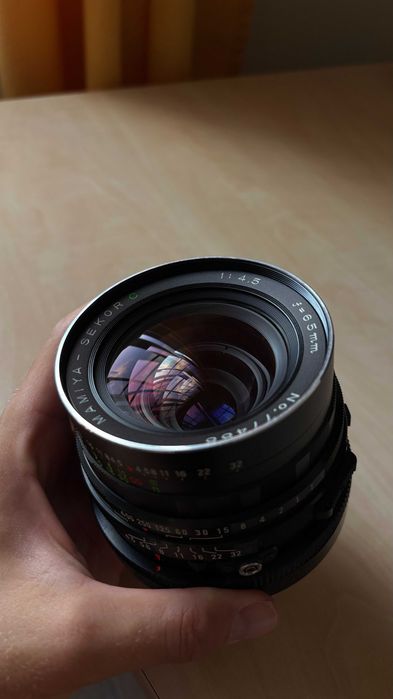 Mamiya RB67 Pro-S + Mamiya-Sekor 90mm f/3.8 + Mamiya-Sekor C 65mm f/4.5 + Extras