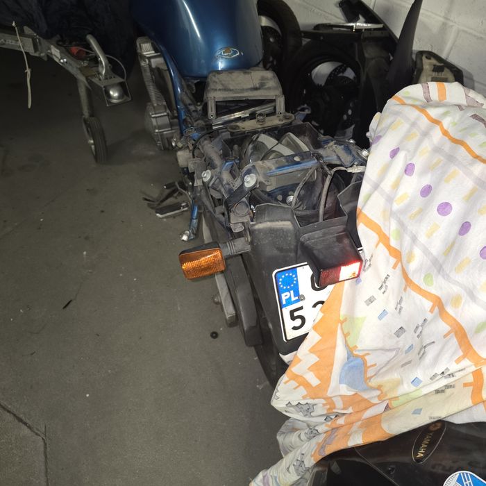 Suzuki bandit 99 rok na części