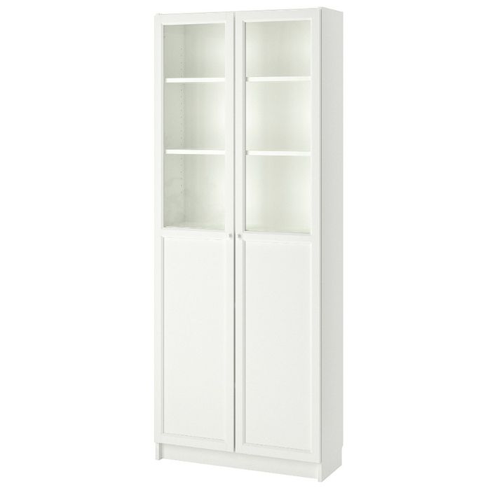 Estante IKEA branca (BILLY/OXBERG) com portas de vidro
