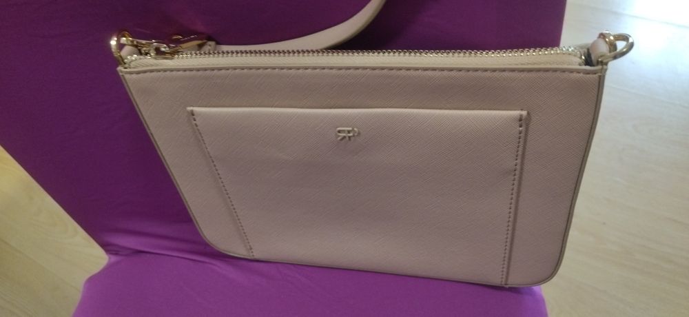 Carteira pequena da parfois